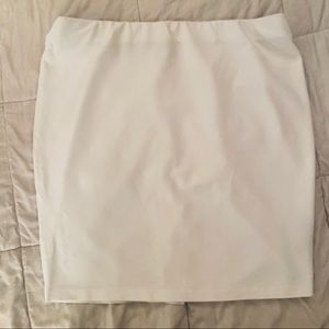 🤍New🤍 White Plus Size Skirt with split